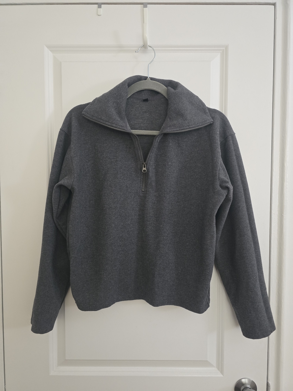 UNIQLO Gray Quarter-Zip Sweater Pullover